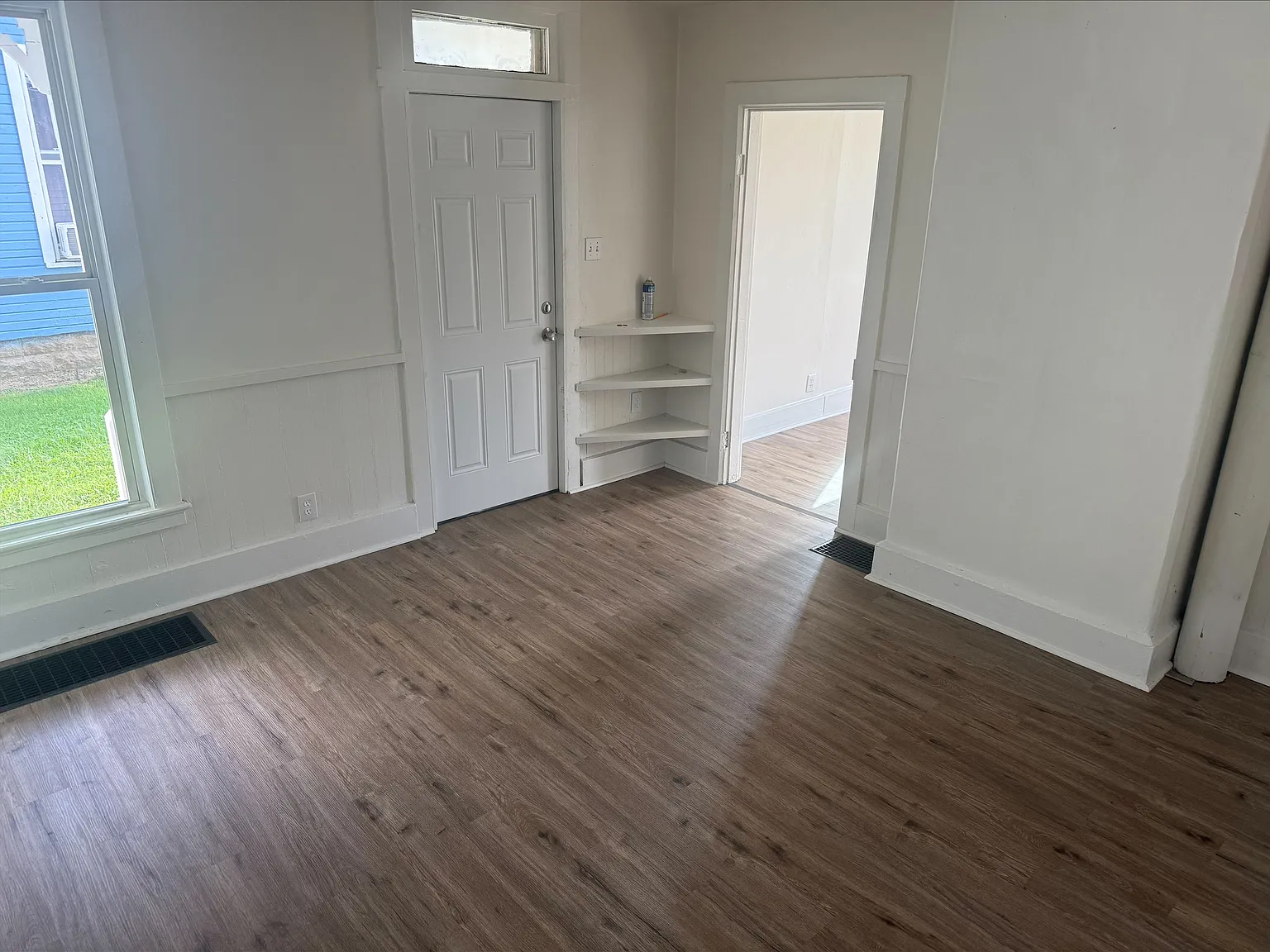 2 bed, 1063 sqft, $1,400 — Photo 3