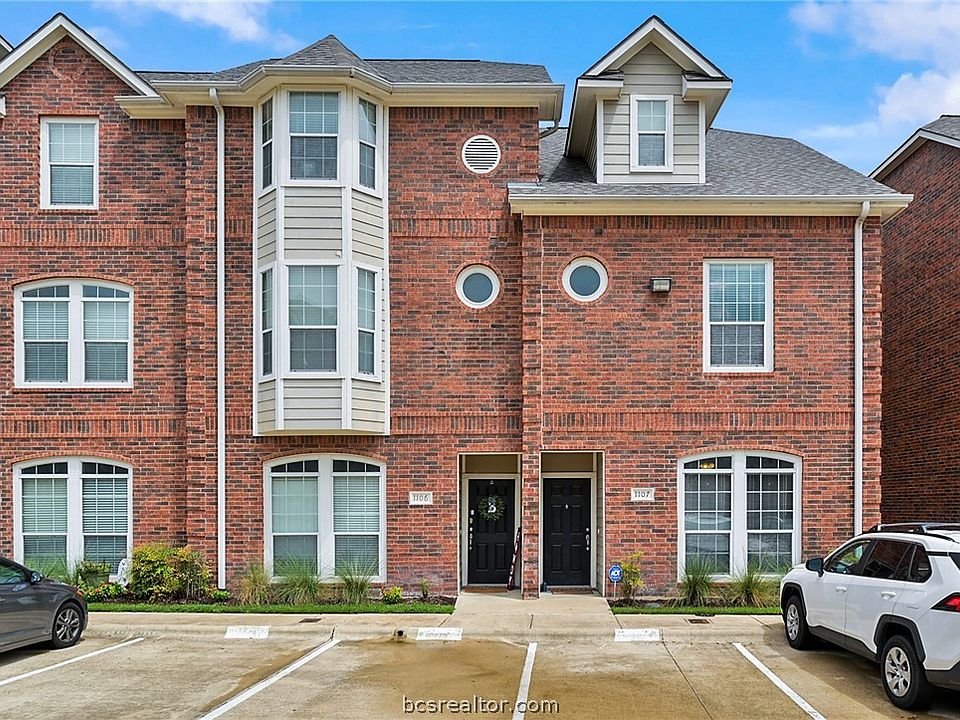 1st image of 305 Holleman Dr E APT 1107