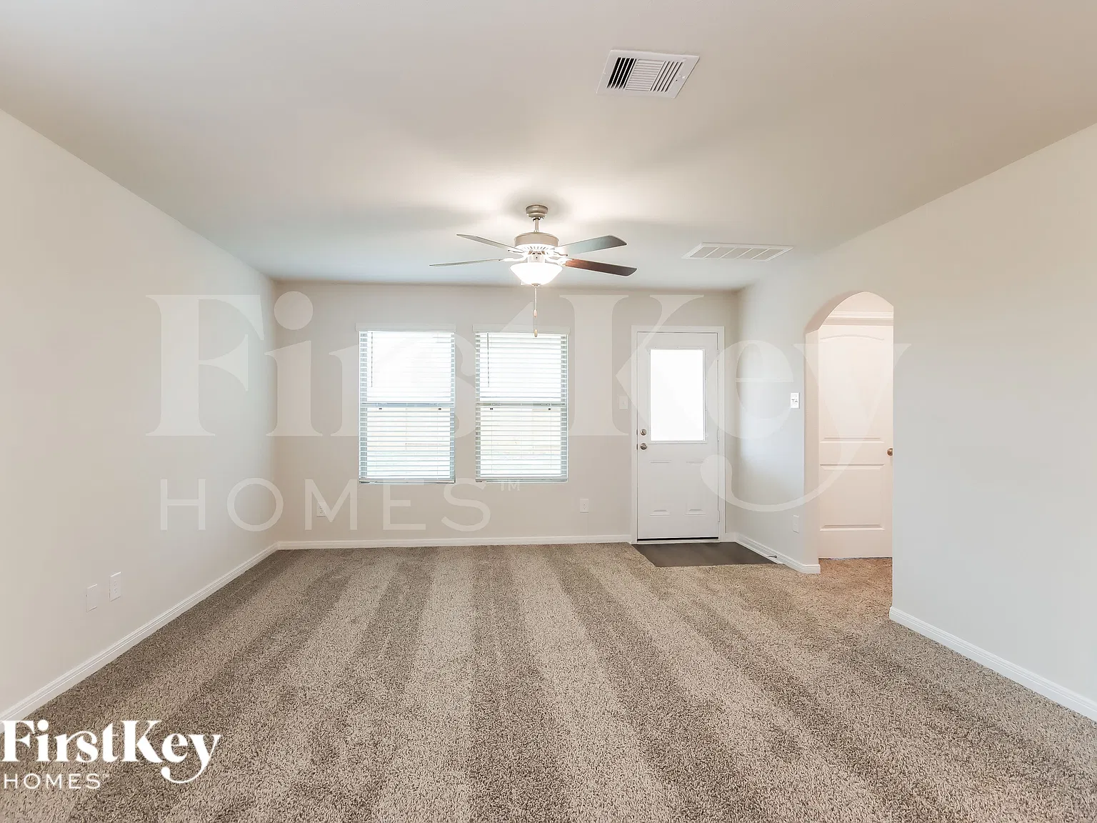 4 bed, 2.5 bath, 1857 sqft, $1,485 — Photo 3