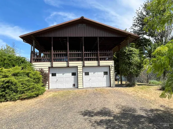 396 Bald Eagle Dr, Orofino, ID 83544
