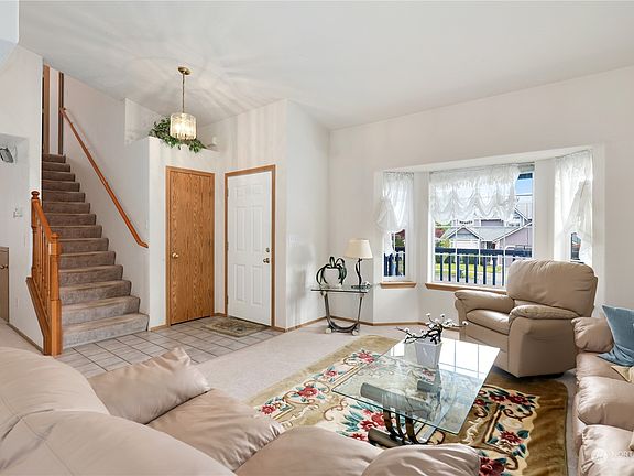 4th image of 7735 48th Avenue SE