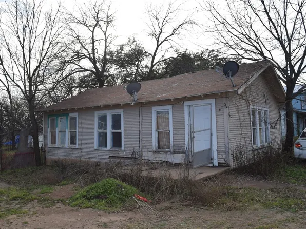 403 Avenue A, Santa Anna, TX 76878