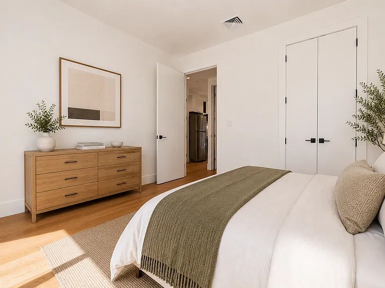 418 Lorimer St #1A — Photo 10