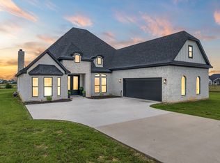 124 High Point Dr, Hillsboro, TX 76645