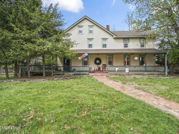 1745 New Bedford Road, Wall, NJ 07719