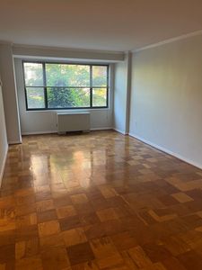 5410 Connecticut Ave NW APT 215, Washington, DC, 20015