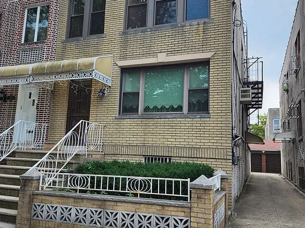 1118 71st St, Brooklyn, NY 11228