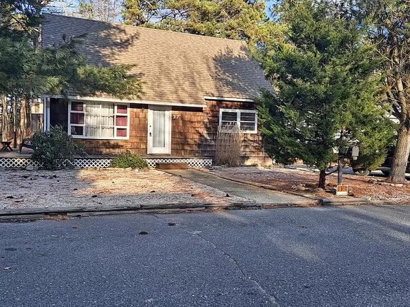 37 Thorn Ave, Barnegat, NJ 08005