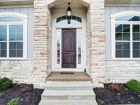 3rd image of 5831 Elise Ln