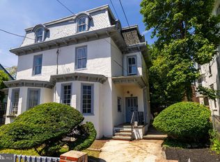 113 W Queen Ln, Philadelphia, PA 19144