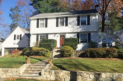 1st image of 93 Woodlawn Ave