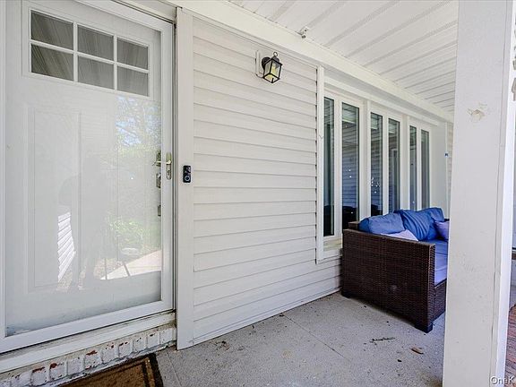 3rd image of 534 Allen Road