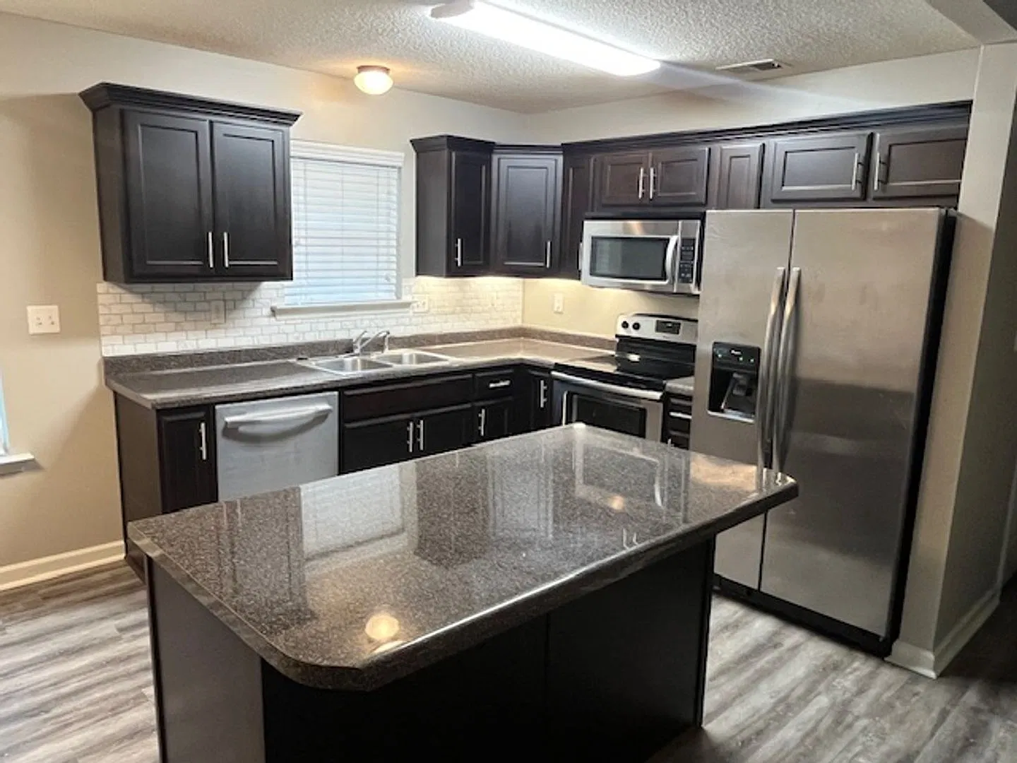 Renovated 4 Bedroom 2.5 Bath Home for Rent! (1778 square feet, Per owner) — Photo 2