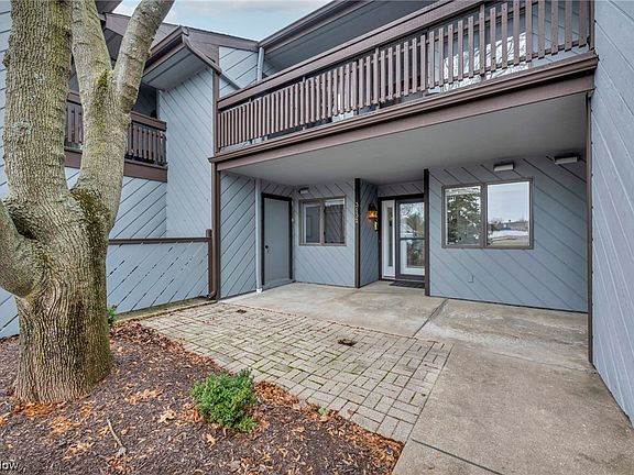4th image of 3132 N Marina View Dr #4