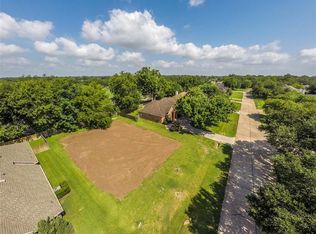 4411 Wickby St, Weston Lakes, TX 77441