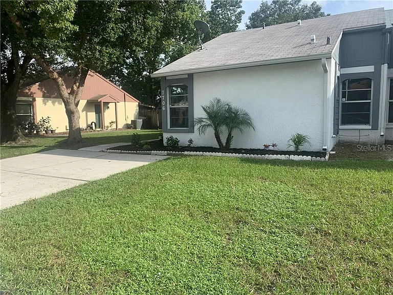 7706 Citrus Field Ct — Photo 4