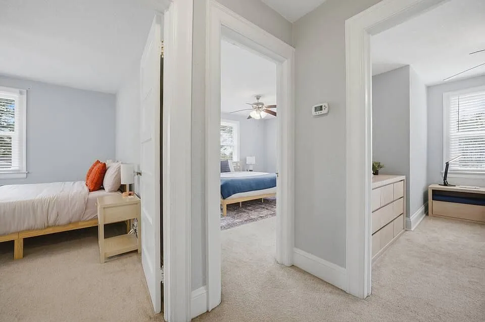 Upstairs hallway - 3566 Westminster Ave