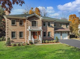 257 Fox Meadow Rd, Scarsdale, NY 10583