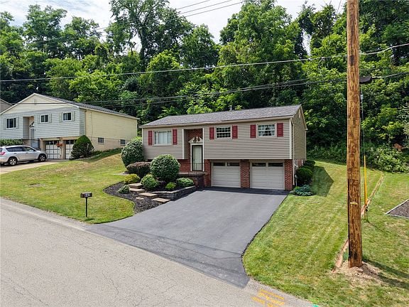 2nd image of 642 Pikeview Dr