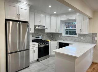 14010 69th Rd, Flushing, NY 11367