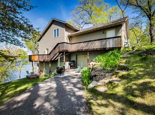 918 101st St NW, Monticello, MN 55362