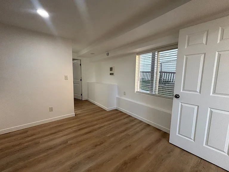 308 E 4th St #308B — Photo 13