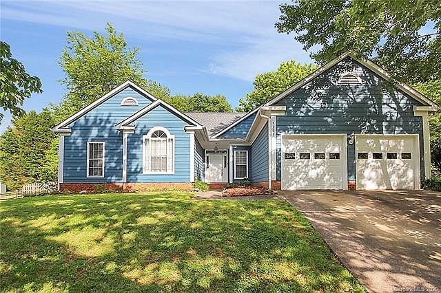 1st image of 9209 Myrtle Garden Ct