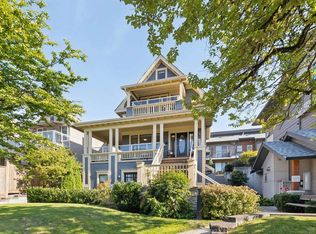 244 E 5th St #1, North Vancouver, BC