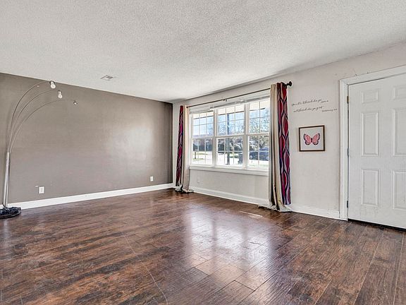 3rd image of 712 S Florida Ave