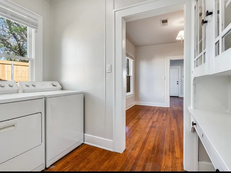 631 N Van Buren Ave — Photo 8
