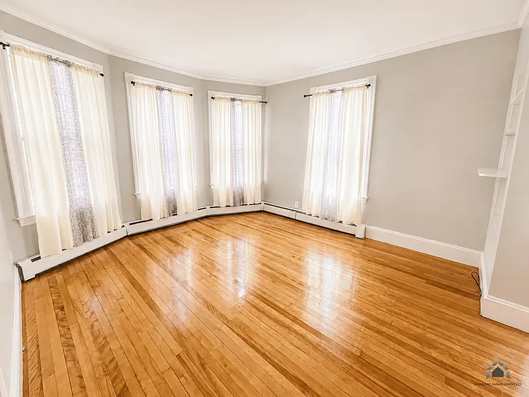 14 West St #1 — Photo 16