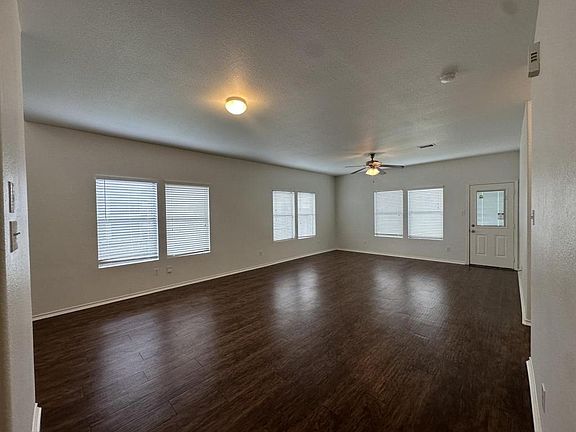 4th image of 12219 Turchin Dr