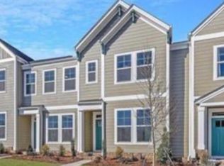 230 Johnston Dr, Pineville, NC 28134