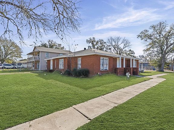 4th image of 1106 5th St