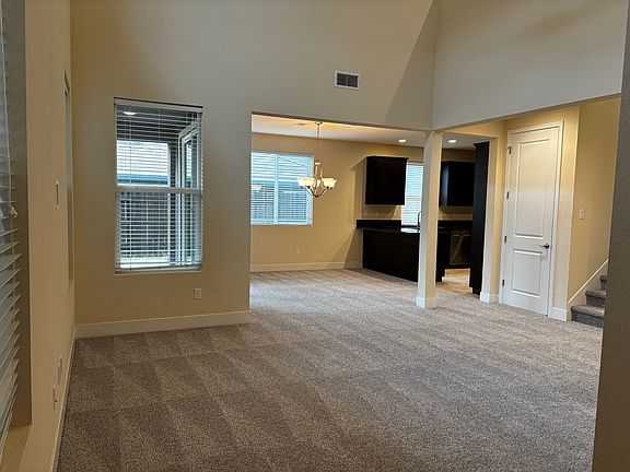 3rd image of 202 Clover Meadows Cir