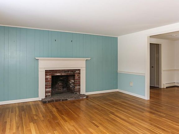 2nd image of 148 Forest Pines Dr