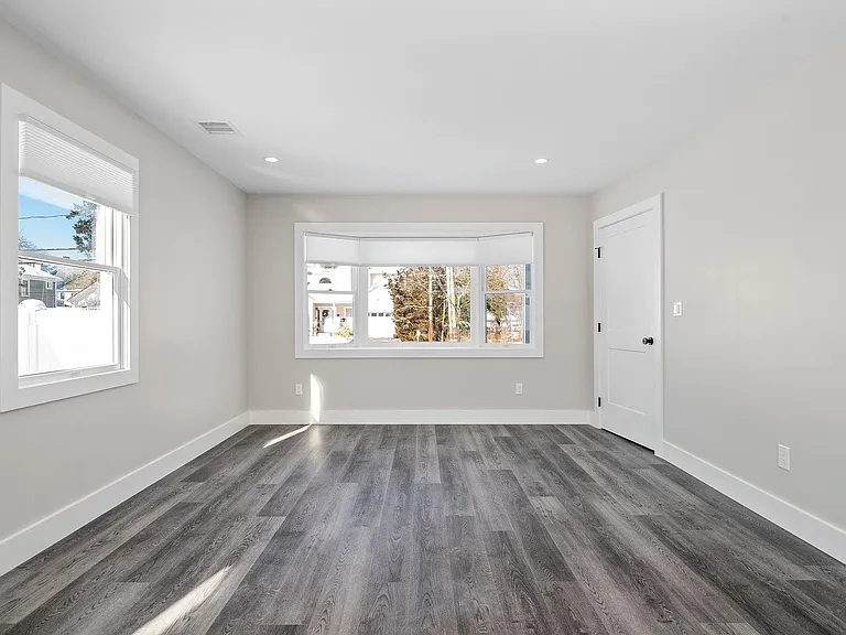 25 Lorraine Ct #1 — Photo 7