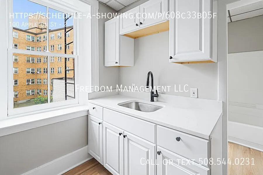 2 bedroom 1 bath apartment — Photo 2