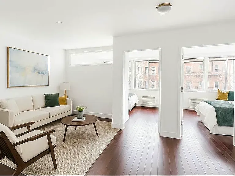 286 Stanhope St #2F — Photo 2