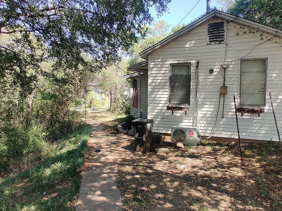 1st image of 2304 Avalon Ct #B