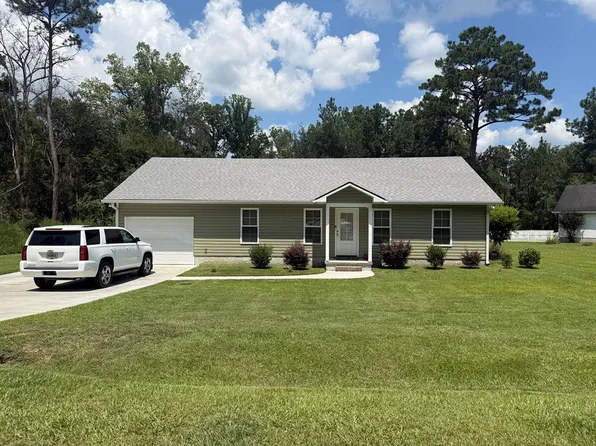 735 E 6th St, Adel, GA 31620