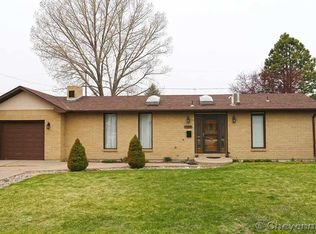 5504 Hamilton Ave, Cheyenne, WY 82009
