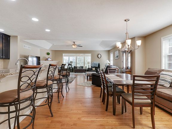 5th image of 1770 Lockspur Way #1770