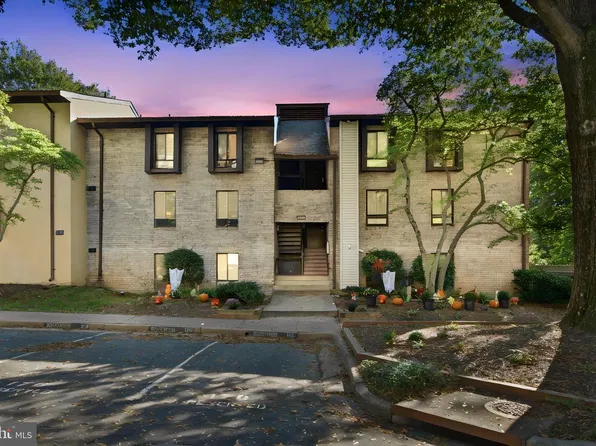 2245 Castle Rock Sq APT 11C, Reston, VA 20191
