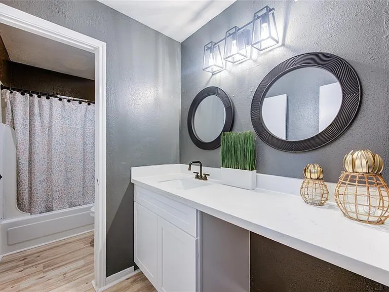 12500 Sandpiper Dr #107 — Photo 8