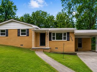 2930 Mountain View Dr SE, Cleveland, TN 37323