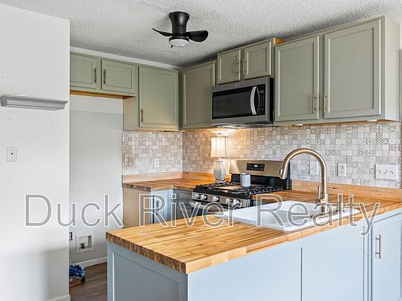 2nd image of 213 Valley Dr