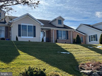 1512 Spring Side Dr E, Chambersburg, PA, 17202