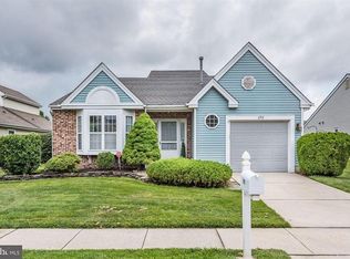 693 Cascade Dr N, Mount Laurel, NJ 08054