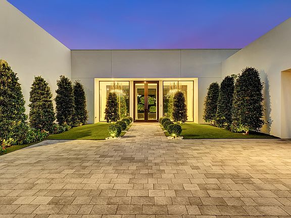 4th image of 16930 Silver Oak Circle